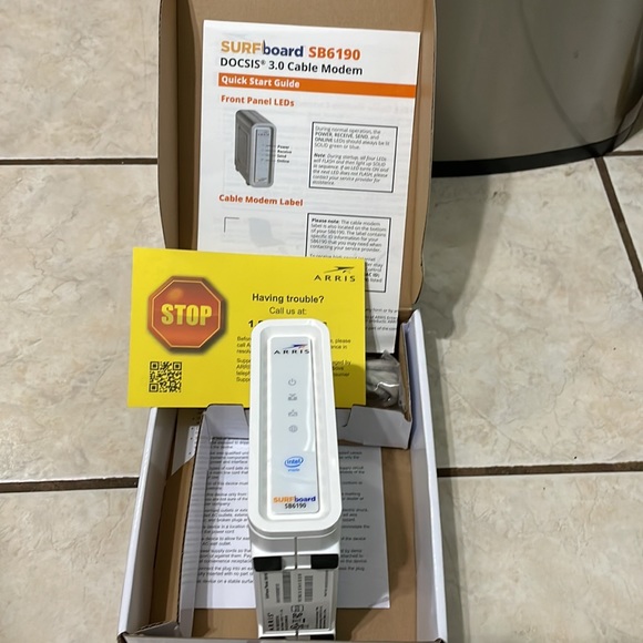 Arris SURFboard DOCSIS 3.0 Cable Modem. Missing power supply. - Picture 4 of 5